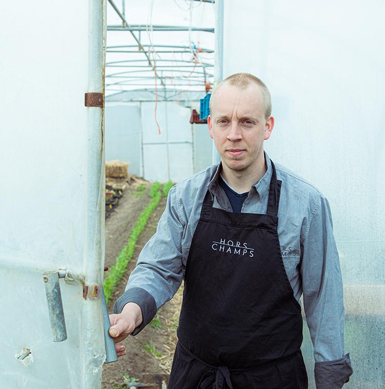 Le chef Stefan Jacobs nous ouvre la porte de son potager.